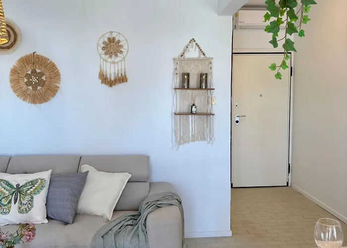 Sea La Vie - Beachfront Luxury Apartament Hanioti