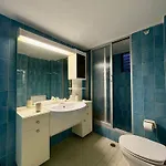 Sea La Vie - Beachfront Luxury Апартаменты Ханиоти