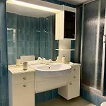 Апартаменты Sea La Vie - Beachfront Luxury Ханиоти