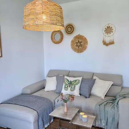 Sea La Vie - Beachfront Luxury *