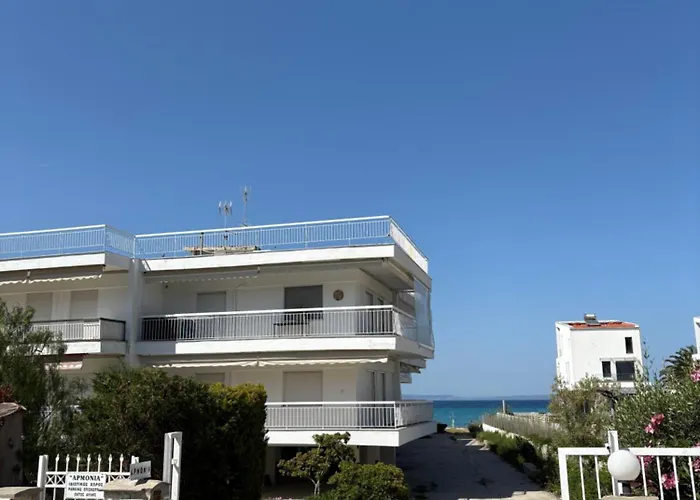 Sea La Vie - Beachfront Luxury *